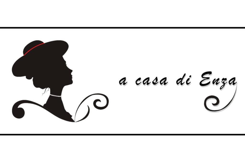 A Casa Di Enza B&B Palermo Bagian luar foto